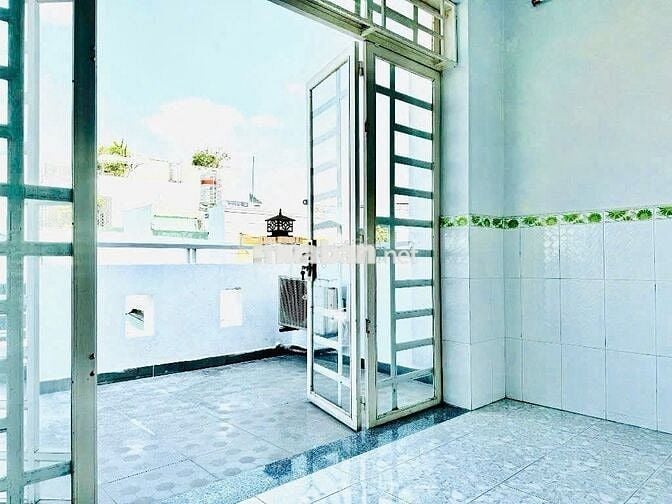NHÀ 4 TẦNG, 4PN, THIẾT KẾ HIỆN ĐẠI, NGUYỄN TƯ GIẢN, P12, GÁI 5.3 TỶ TL