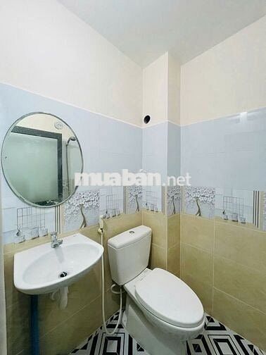 MÌNH BÁN NHÀ ĐẸP HẺM 4M LẠC LONG QUÂN, GIÁ CHỈ 4.2 TỶ