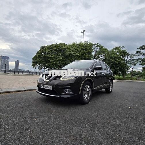 Nissan X trail 2018 2.5 SV 4WD - 790000 km