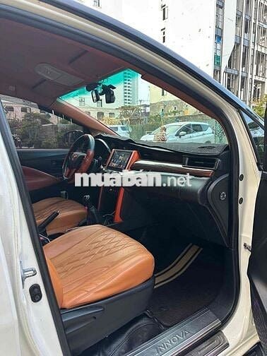 Toyota Innova 2018 2.0E - 160000 km