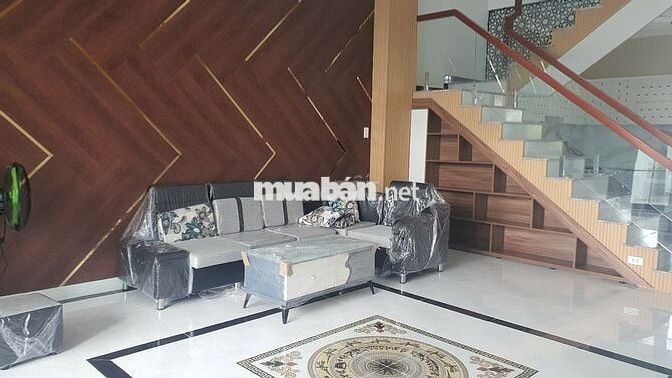 nhà phố SHR,chốt 2,4ty vay 70%=1.680tr cầu vượt Nguyễn Văn Linh 10p