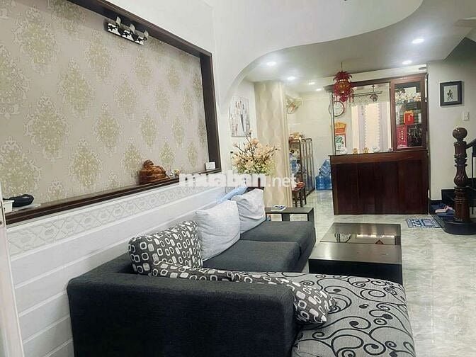 NHÀ ĐẸP FULL NỘI THẤT - 4PN - ĐƯỜNG TO RỘNG RÃI