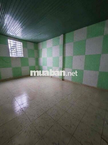 Cho Thuê MT Nội Bộ 12 m có vỉa hè khu phường Tân Quý . 8 x 15 đúc 1 T