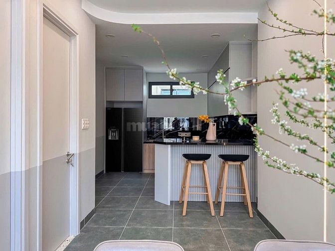 CHO THUÊ NHÀ 4 TẦNG PHÚ NHUẬN, 5,5x12m. MỚI ĐẸP 100%