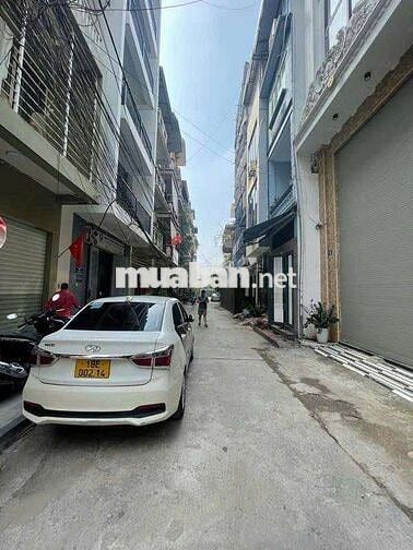 Phân Lô - Oto vào nhà Hoàng đạo Thành Khương Đình 34m 4t gần 10 tỷ