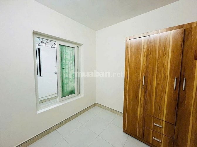 Tôi bán CHTT (Tầng 2) phố Vạn Bảo - Ba Đình giá 4.29 Tỷ, 65m2. 2N+VS