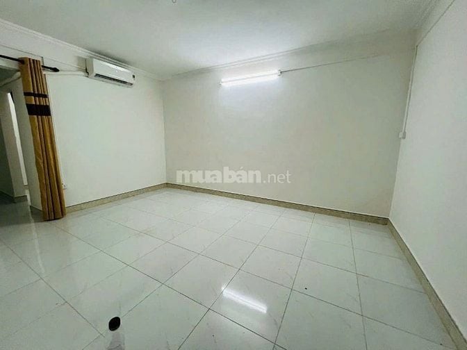 Tôi bán CHTT (Tầng 2) phố Vạn Bảo - Ba Đình giá 4.29 Tỷ, 65m2. 2N+VS