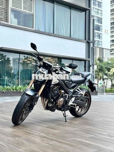 Honda CB 650R E Clutch