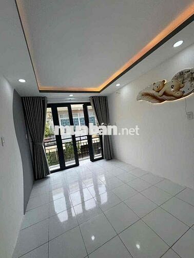 Bán nhà 3x11m Phạm Thế Hiển P6 Q8, 1 trệt 3 lầu, SHR, giá tốt