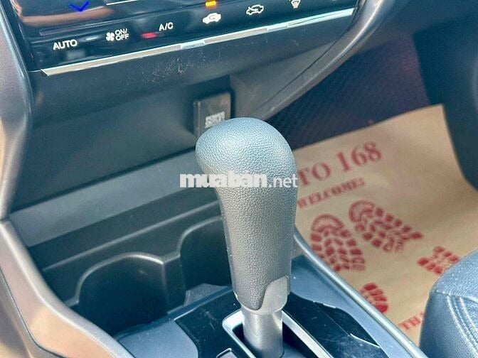 Honda City 2018 1.5 TOP - 80000 km