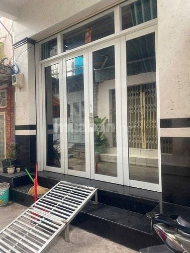 Bán Nhà phố 3 Tầng Sân thượng, SHR – sát công viên KDC Bông Sao Quận 8