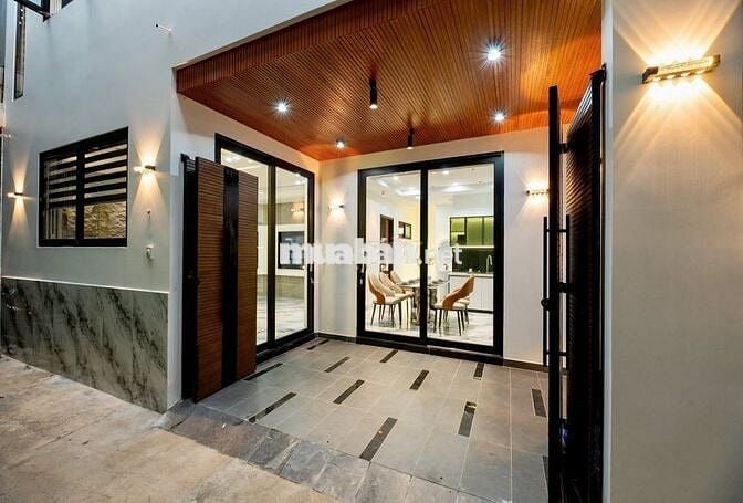 ăn nhà Phố 3 tầng 3 mê sau lưng MT Hoàng Diệu,vị trí trung tâm đắc địa