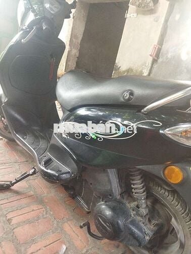 Xe ngoại hình còn mới