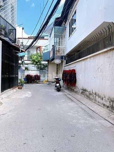 Bán nhà HXH Trần Xuân Soạn - quận 7 - 34m2 - 3 tầng - nhỉnh 5 tỷ