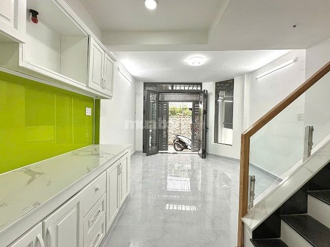 Nhà đẹp hẻm xe hơi đường Lê Quang Định, Bình Thạnh, SHR giá 3 tỷ 790TL