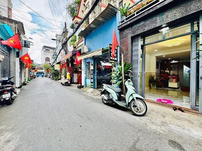 Bán gấp nhà riêng Trịnh Khắc Lập, Thạnh Mỹ Lợi, Q2. Giá 2,86tỷ. Hẻm 6m