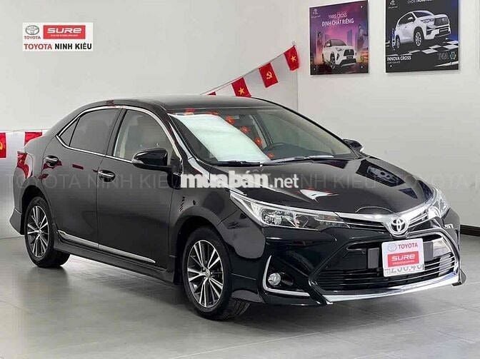 Toyota Corolla Altis 2018 1.8E CVT - 32000 km
