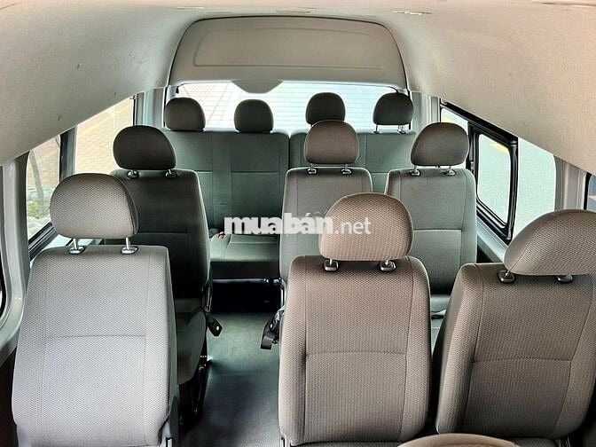 Hiace 2018 3.0L - CHẤT XE ĐẸP - GIÁ CÒN GIẢM