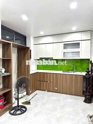 Bán nhà Đống Đa,30m x 6 lô góc ngõ 3 gác thông, cách mặt ngõ 20m