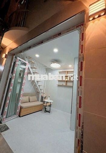 Nhà Sổ Hồng Riêng Sát Hẻm Xe Hơi