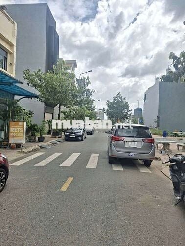 Đất trục chính kdc phú Thịnh 6 ,phường Bình An Tp Dĩ An