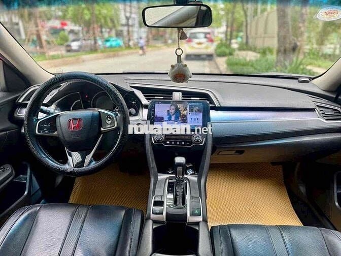 Honda Civic 2018 1.8 E - 160000 km