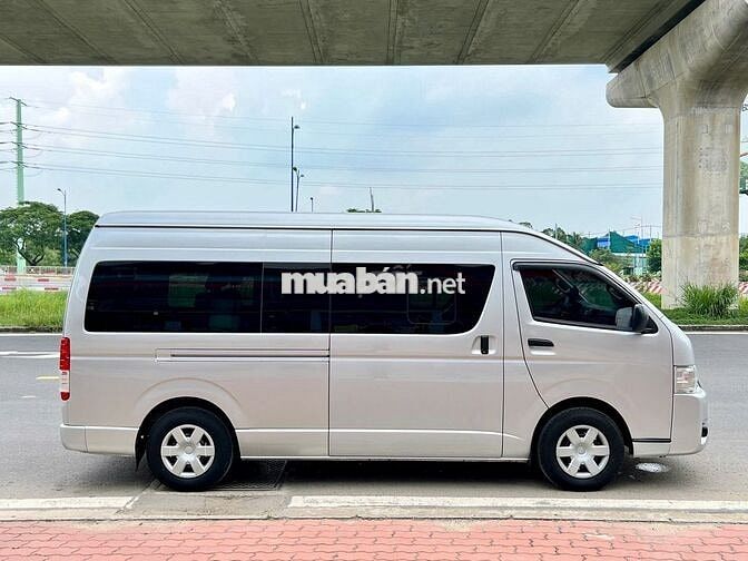 Hiace 2018 3.0L - CHẤT XE ĐẸP - GIÁ CÒN GIẢM
