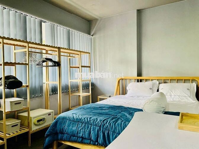 Cho thuê Penthouse hiếm, ngay vòng xoay Phù Đổng, giá tốt