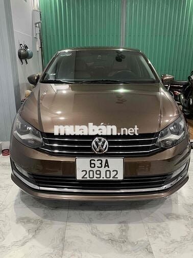 Volkswagen Polo 2016 1.6 sedan - 140000 km