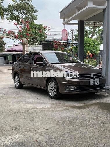 Volkswagen Polo 2016 1.6 sedan - 140000 km