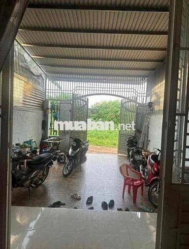 Căn nhà thuê Đồng Khởi gần Y Dược, Hoàng Việt- Sân oto