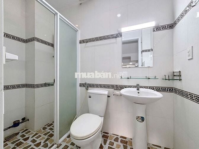 Ở NGAY! CĂN HỘ BAN CÔNG GẦN CẦU LÊ VĂN SỸ Q.3 THANG MÁY - BẢO VỆ 24/24