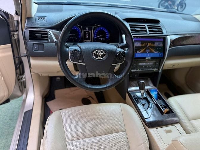 🆕 Toyota Camry 2.0E  [ Date : 2015 / Model 2016 ]  • Odo : 45.000km