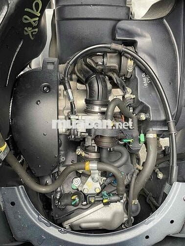 VESPA SPRINT 125 ABS ĐEN BÓNG
