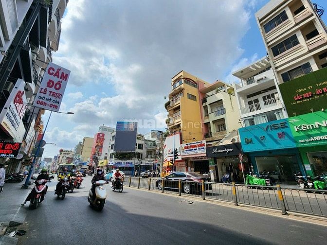BÁN GẤP VỊ TRÍ VÀNG HAI BÀ TRƯNG, Q3