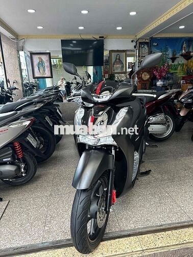 SH 160i ABS + HSTC 2023 Đen Nhám BSTP Chính Chủ