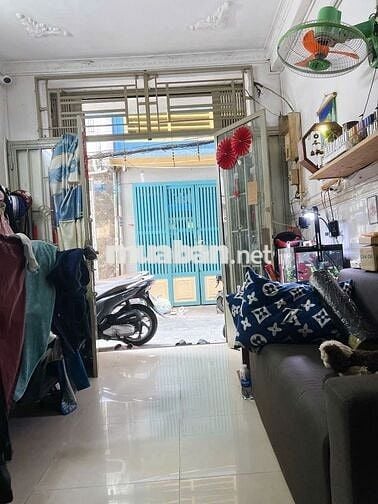 SÁT MẶT TIỀN Q4 - 3 LẦU ĐÚC - 22m2 - KO QH- GIÁ 3 TỶ NHỈNH