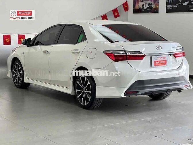 Toyota Corolla Altis 2022 1.8 V - 25000 km