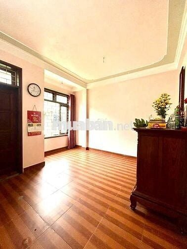 Vợ chồng tôi cần bán gấp nhà 5t,46m tại Hà Trì,HĐ,ngõ to,chỉ 7t
