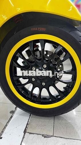 Vespa Sprint Vàng sang chảnh chính chủ công chứng