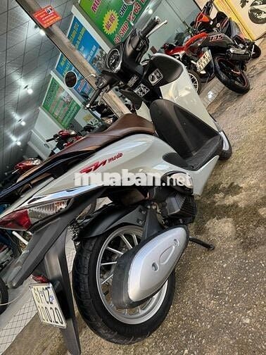 xe giám đốc công ty chùm mền kg đi mấy