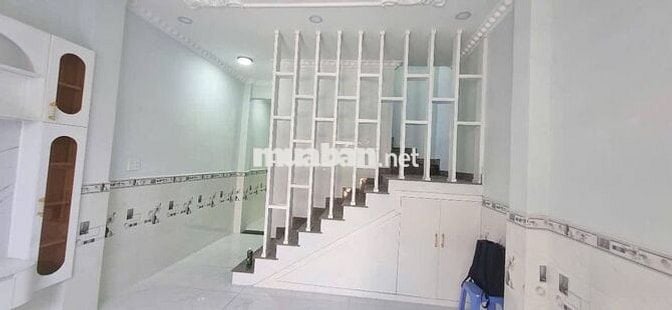 Chính chủ bán nhà gần bệnh viện ĐK Cần Giuộc. Giá 998tr, 1 trệt, 1 lầu