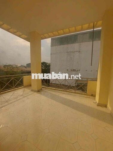 Đường xe tải hẻm Bùi Văn Ba Phường Tân Thuận Đông Quận 7