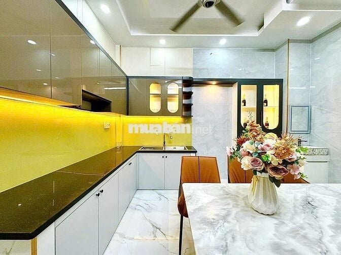 NHÀ ĐẸP – Đ. Tạ Quang Bửu, Phường 4, Quận 8, 50m²/5.2tỷ, SHR