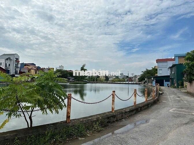 ĐẤT ĐẸP VIEW HỒ BÁT KHỐI, LONG BIÊN. LÔ GÓC 2 THOÁNG ÔTÔ 7 CHỖ VÀO ĐẤT