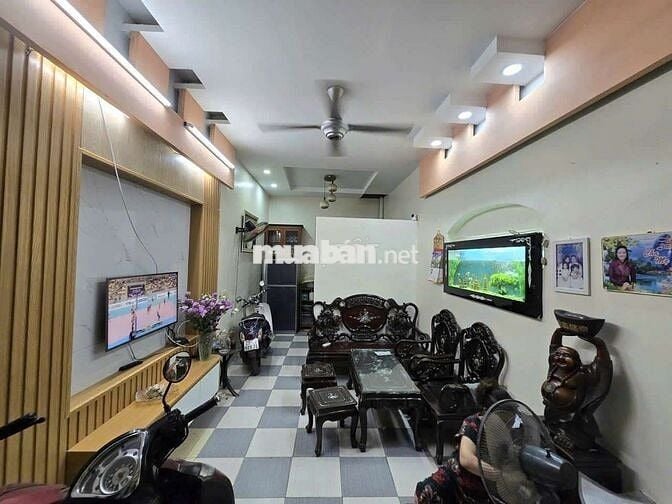 Tôi chính chủ bán nhà ngõ Giếng Mứt, phố Bạch Mai-37m2x4 tầng - 5,8 tỷ