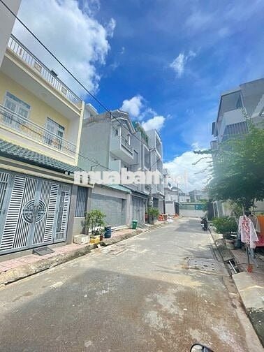 Cần bán căn nhà cấp 4 Đường Linh Đông, hẻm xe hơi