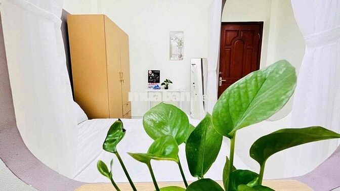 CHO THUÊ PHÒNG STUDIO FULL NỘI THẤT, CỬA SỔ THOÁNG, KHU SÂN BAY