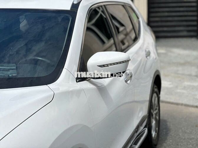 Nissan Xtrail 2.5 4WD sx 2019 xe đẹp