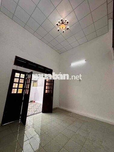 cho thuê nhà nguyên căn chợ cây me 5x20 m